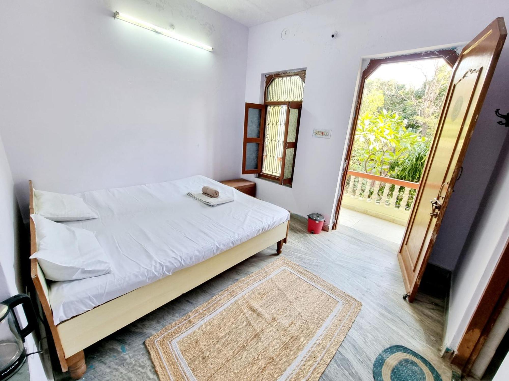 Karavan Kafe Pushkar Room photo